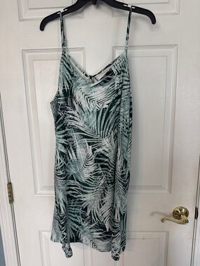 Daisy Lane Green Palm-Print Mini Dress